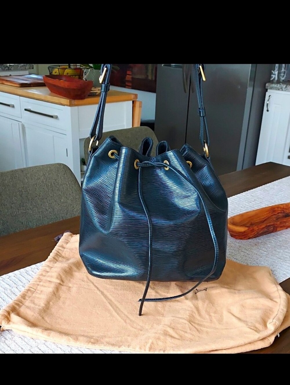 Louie Vuitton Epi Bucket Bag